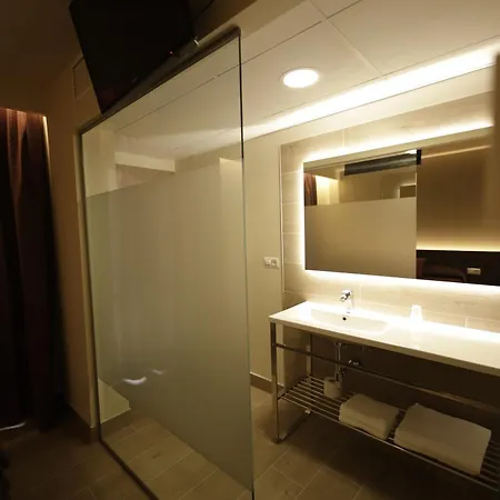 Hotel Papi Blau